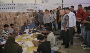 Bupati Asahan dan Forkopimda Tinjau Gudang Logistik Pemilu 2024 KPU Kabupaten Asahan