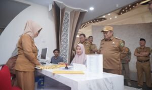 Pasca Libur Lebaran, Pj Bupati Luwu Sidak Pelayanan di MPP dan RSUD Batara Guru