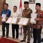 Pemkab Morowali dan Pemkot Palu Teken MoU Pelayanan Perdagangan Komoditas Industri