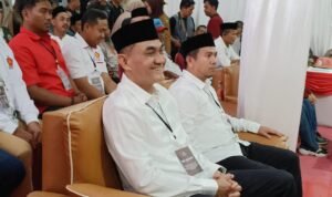 Didampingi Parpol Pengusung, Paslon Agus-Win Resmi Mendaftar di KPU