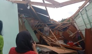 Angin Puting Beliung Terjang Dadeko Larompong Selatan, Sejumlah Rumah Rusak