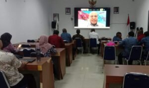 Pemerintah Kabupaten Luwu Timur mengikuti rapat daring bersama Kementerian Transmigrasi RI, Direktorat Jenderal Pengembangan Ekonomi dan Pemberdayaan Masyarakat Transmigrasi, Jumat (31/01/2025). (hms)