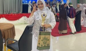 Mahasiswi UNCP Halwa Novita Raih Gelar Best Favorite Duta Genre Kota Palopo 2025