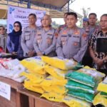 Stabilkan Harga Pangan dan Bantu Warga, Polres Morowali Gelar Pasar Murah